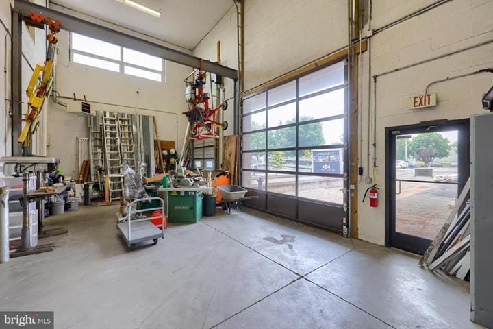 More Photos Of 206 W Kendig Rd, Willow Street Warehouse For Sale
