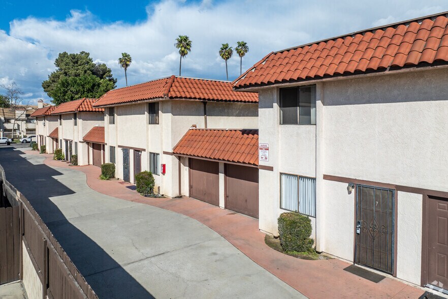 More Photos Of 7246 Petrol St, Paramount Apartments For Sale