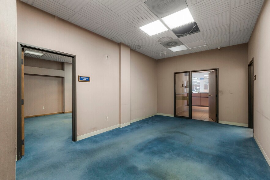 More Photos Of 400 E Park Ave, Chico Office For Sale