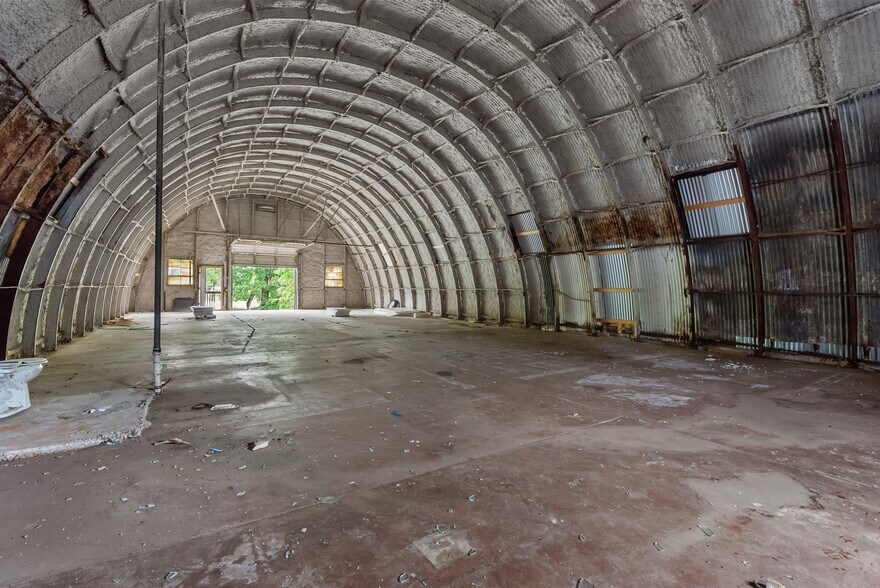 More Photos Of 730 Wade Hampton Blvd, Greenville Freestanding For Sale