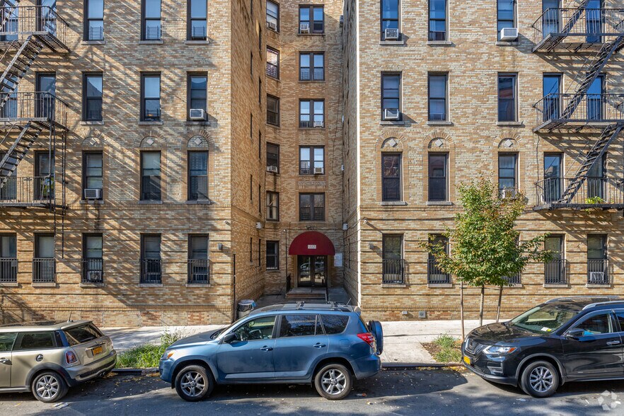 More Photos Of 112 W 138th St, New York Multifamily For Sale