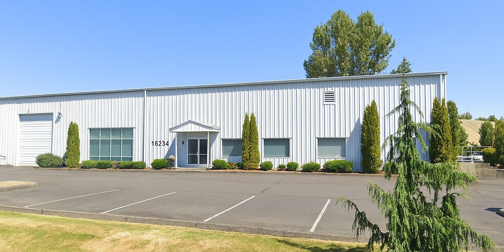 More Photos Of 15324 NE 92nd St, Redmond Warehouse For Lease