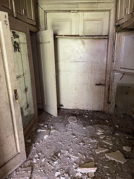 More Photos Of 552 W 148th St, New York Apartments For Sale