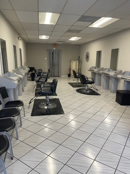 More Photos Of 6500 NW Atlantic Blvd, Margate Unknown For Lease