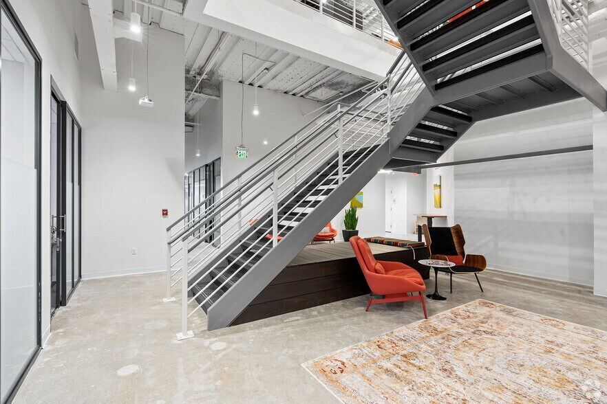 More Photos Of 44 S Broadway, White Plains Coworking Space