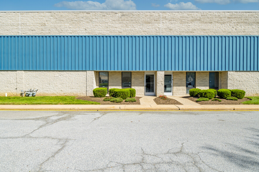 Primary Photo Of 201 Ruthar Dr, Newark Manufacturing For Lease