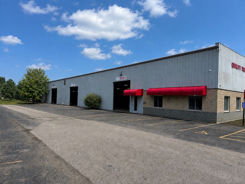 More Photos Of 2420 Hiller Ridge Rd, Johnsburg Warehouse For Lease