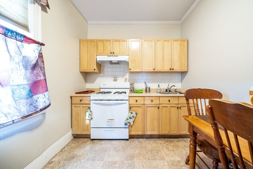More Photos Of 48 8th Ave, Passaic Apartments For Sale