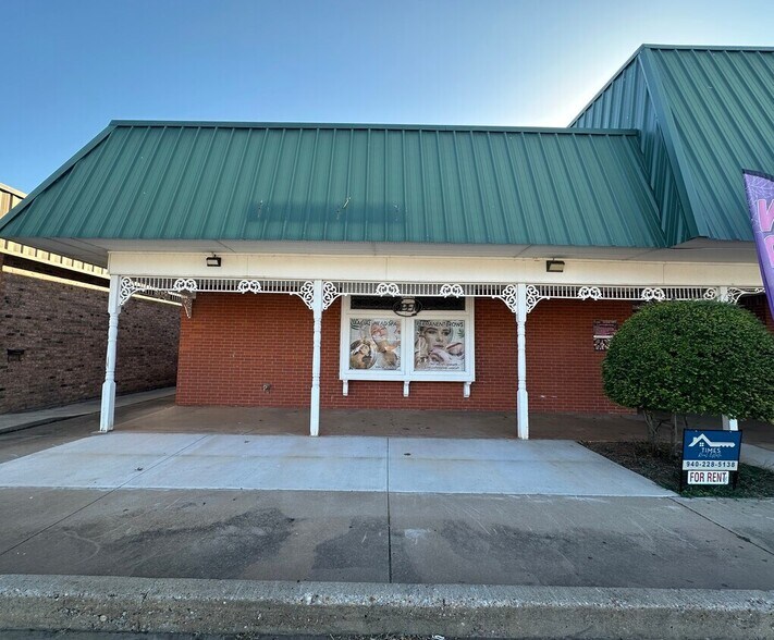 Primary Photo Of 3509 McNiel Ave, Wichita Falls Flex For Lease