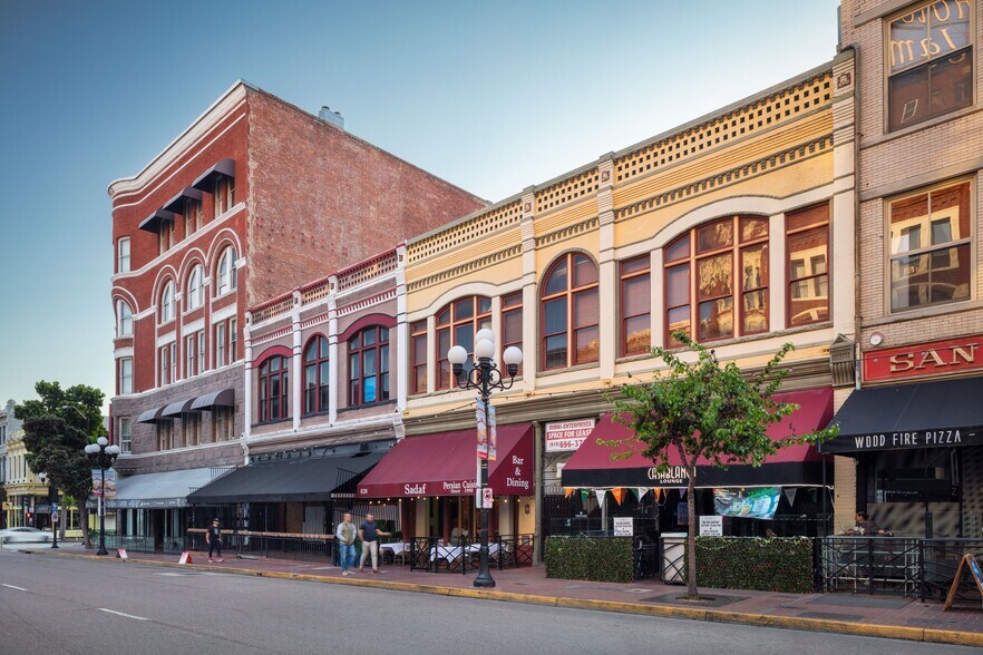 More Photos Of 826-836 5th Ave, San Diego General Retail For Lease