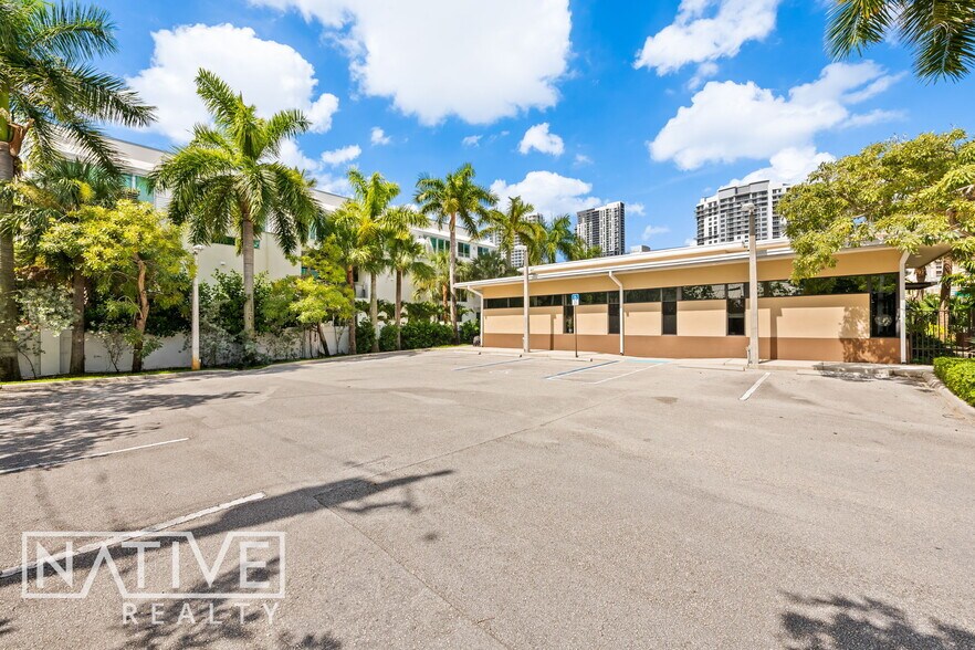 More Photos Of 1000 E Broward Blvd, Fort Lauderdale Office For Lease