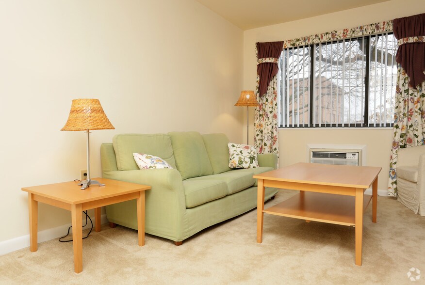More Photos Of 3647 6th St SE, Washington Apartments For Sale