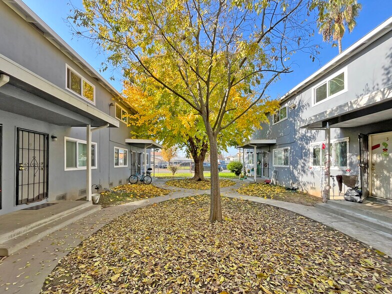More Photos Of 6221-6225 39th St, Sacramento Apartments For Sale