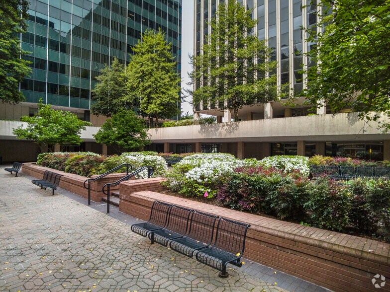 More Photos Of 1621 N Kent St, Arlington Office For Lease