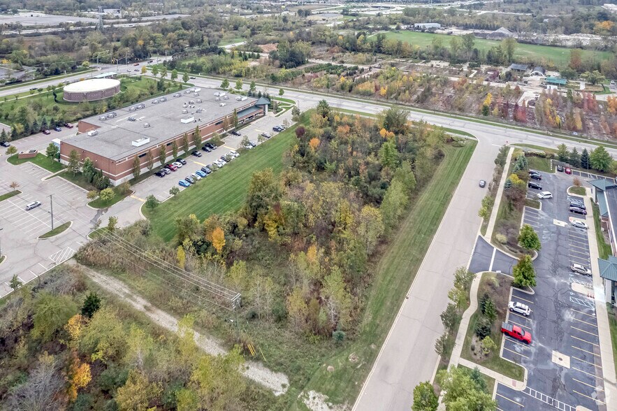 More Photos Of Dylan Dr, Novi Research And Development For Sale
