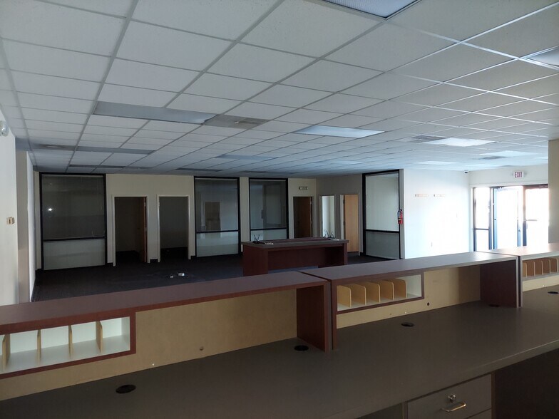 More Photos Of 416 S Main St, Shelby General Retail For Sale