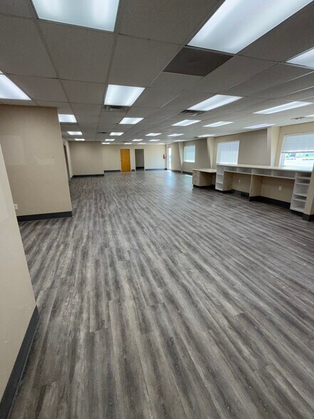 More Photos Of 509 Willin Way, Mount Sterling Office For Lease