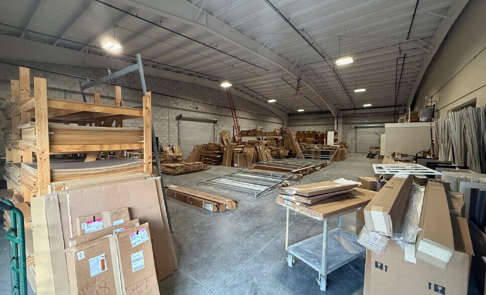 More Photos Of 740 NW Enterprise Dr, Port Saint Lucie Manufacturing For Lease