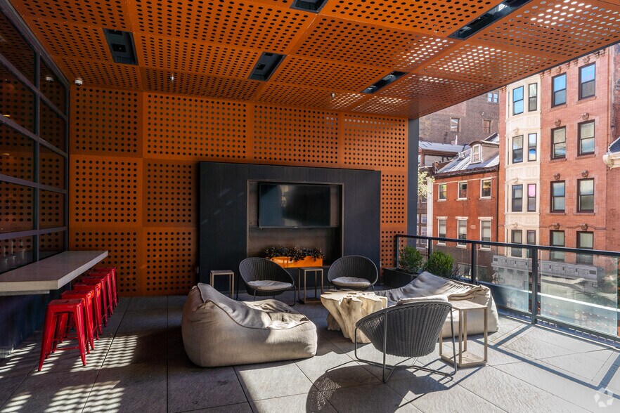 More Photos Of 1213 Walnut St, Philadelphia Apartments For Lease