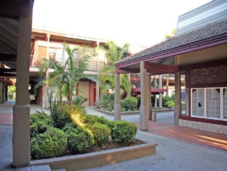 More Photos Of 750 Terrado Plz, Covina Office For Sale