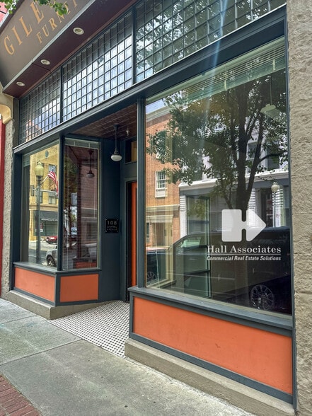 More Photos Of 108 Campbell Ave SW, Roanoke Loft Creative Space For Sale