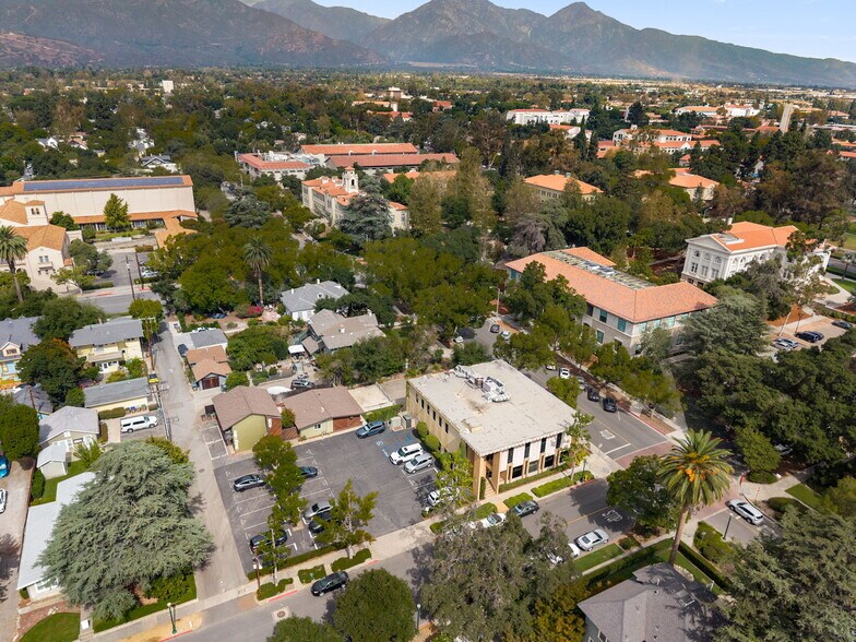 More Photos Of 201 W 4th St, Claremont Office For Lease
