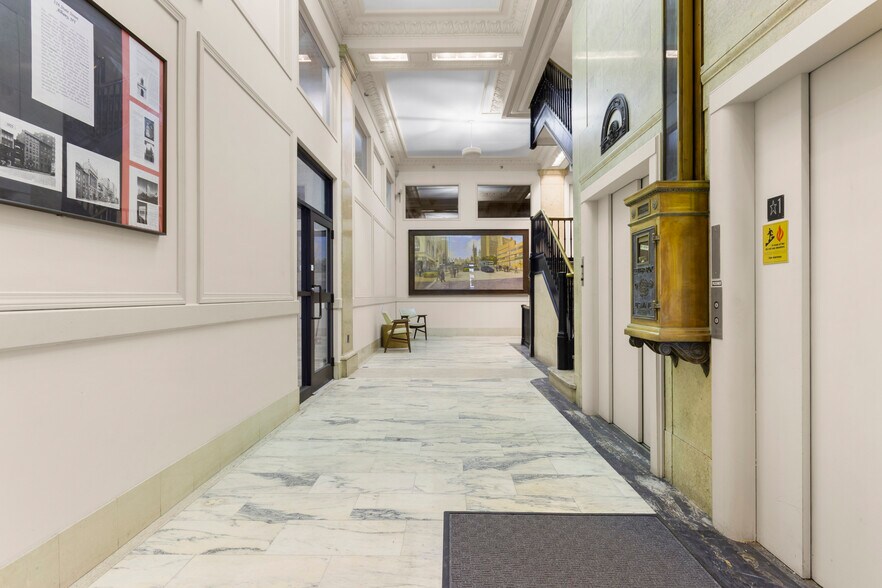 More Photos Of 126 State St, Albany Loft Creative Space For Sale