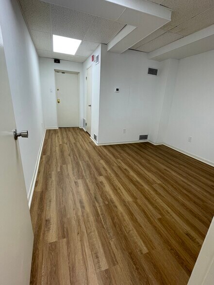 More Photos Of 129-139 N 4th St, Philadelphia Office Residential For Lease