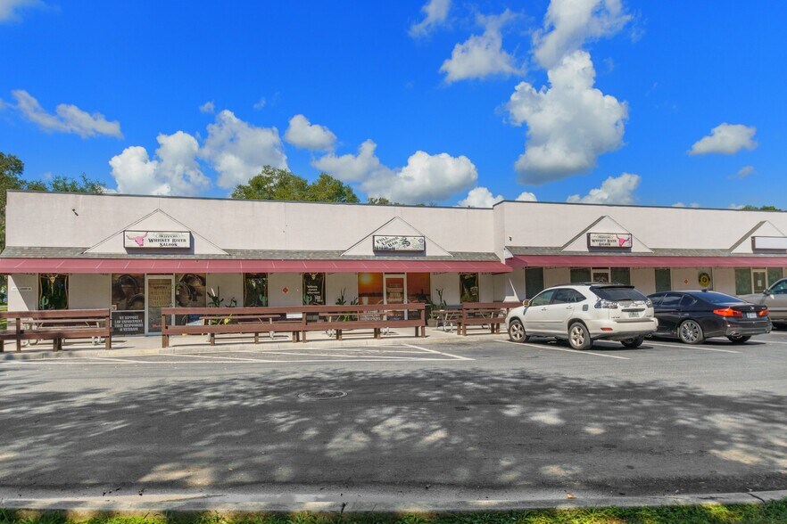 More Photos Of 3451 E Louise Ln, Hernando General Retail For Lease
