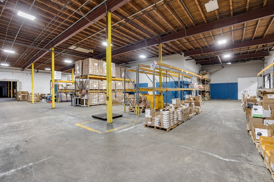 More Photos Of 301 N 4th St, Vineland Warehouse For Lease