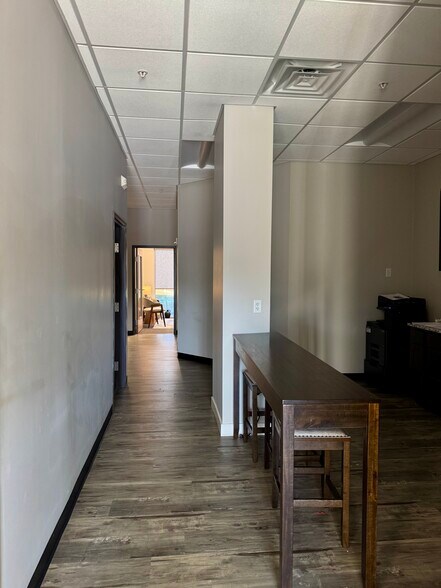 More Photos Of 1680 SW Ankeny Rd, Ankeny Apartments For Lease