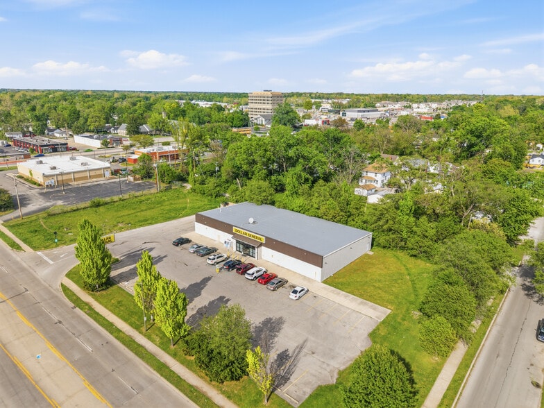 More Photos Of 3725 N Keystone Ave, Indianapolis Freestanding For Sale