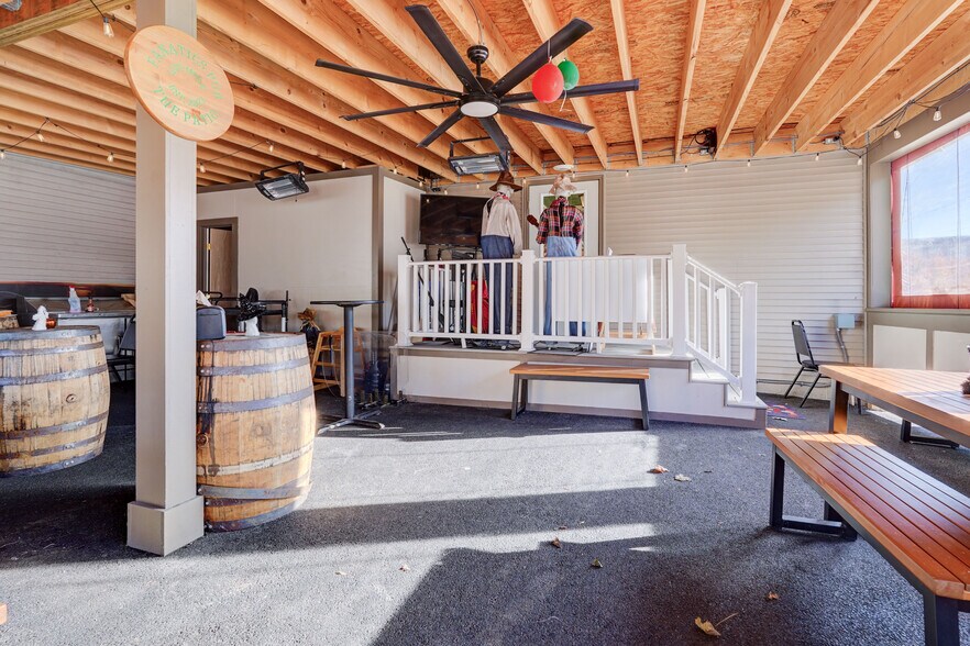 More Photos Of 7281 W Main St, Lima Restaurant For Sale