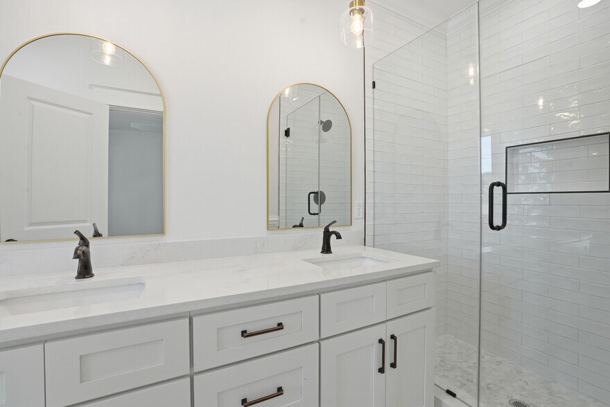 More Photos Of , Savannah Specialty For Sale