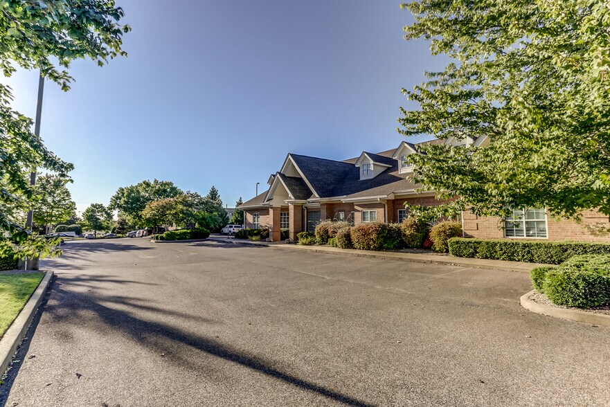 More Photos Of 60 Physicians Ln, Southaven Medical For Lease