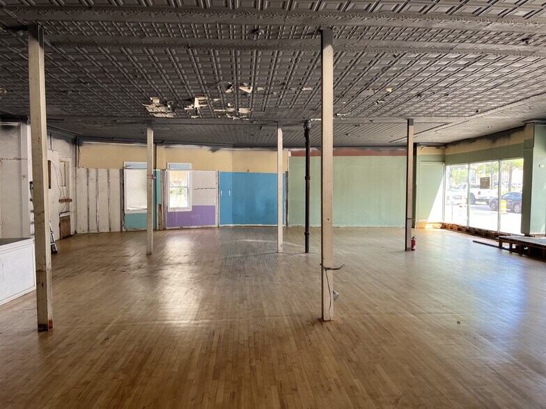 More Photos Of 96 Speedwell Ave, Morristown General Retail For Sale