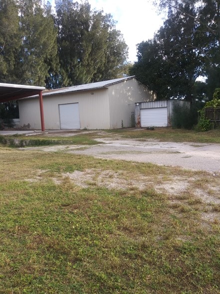 More Photos Of 5017 N Coolidge Dr, Tampa Warehouse For Sale
