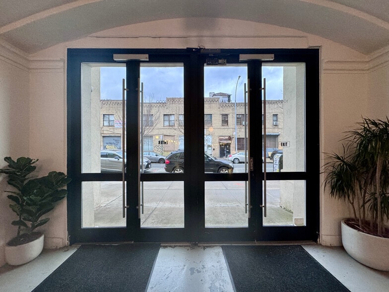 More Photos Of 1000 Dean St, Brooklyn Loft Creative Space For Lease
