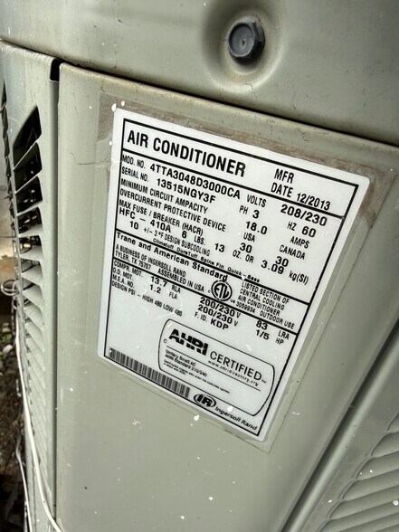 More Photos Of 5710 Star Ln, Houston Warehouse For Lease