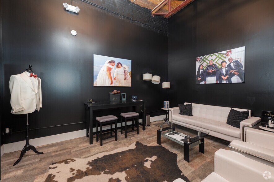 More Photos Of 631 N Central Ave, Atlanta Storefront For Sale