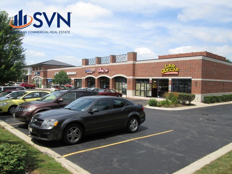 More Photos Of 300 W Main St, Carpentersville Unknown For Lease