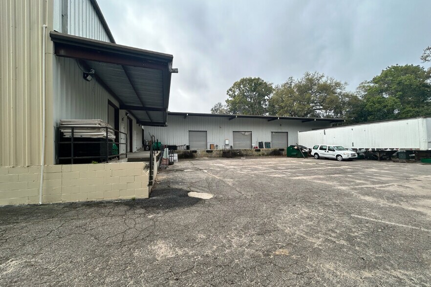 More Photos Of 3510 N Monroe St, Tallahassee Freestanding For Lease