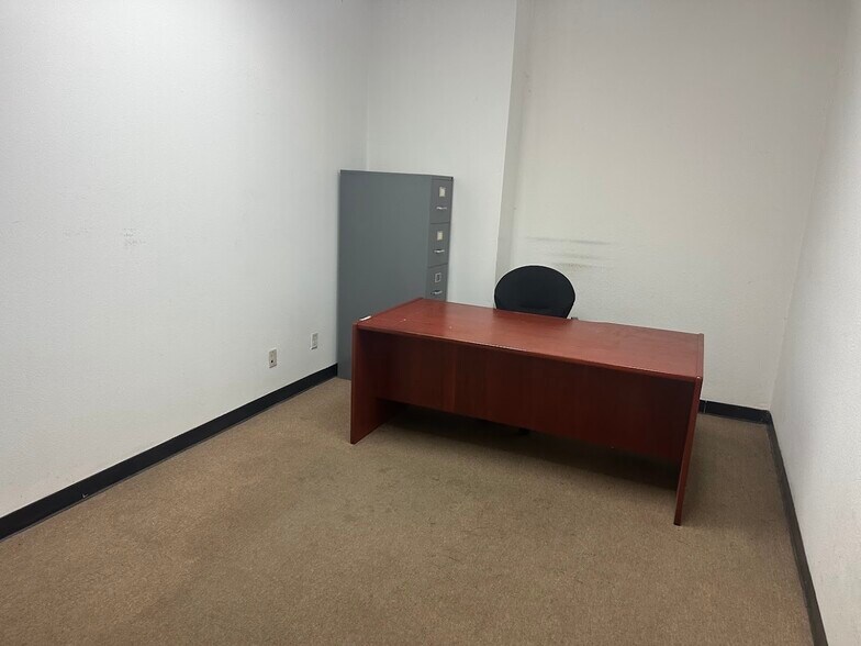 More Photos Of 1315 S Johnson Dr, City of Industry Warehouse For Lease