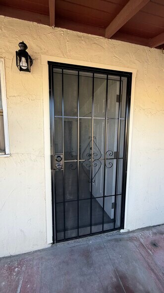 More Photos Of 954 Broadway Ave, Atwater Freestanding For Lease