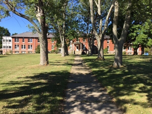 More Photos Of 2940 Cambria Rd, Hillsdale Apartments For Sale