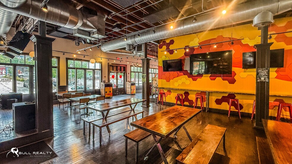 More Photos Of 1245 Glenwood Ave SE, Atlanta Restaurant For Sale