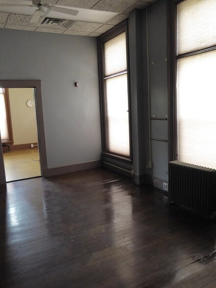 More Photos Of 4090 E 91st St, Cleveland Flex For Sale