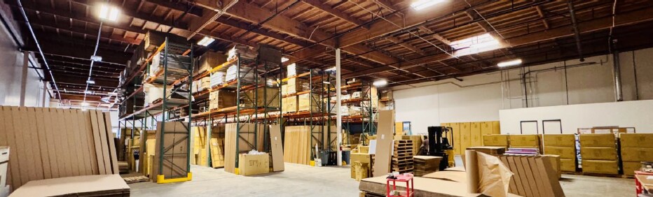 More Photos Of 9750 Irvine Blvd, Irvine Manufacturing For Lease