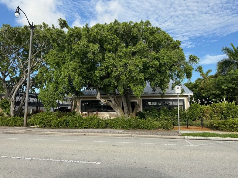 More Photos Of 4801 S Dixie Hwy, West Palm Beach Lodge Meeting Hall For Sale