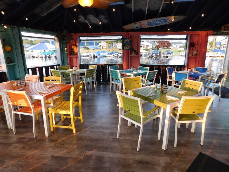 More Photos Of 5793 E Pickwick Rd, Syracuse Restaurant For Sale